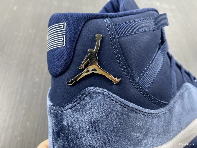 One Kick AR0715-441 Navy Midnight 11 WMNS Velvet Air Jordan 0707